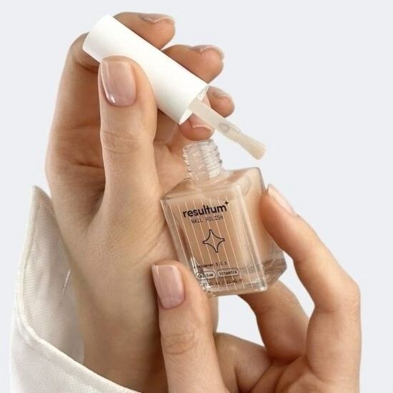 Лак-зміцнювач для нігтів Resultum Nail Polish Hardener S.O.S + Calcium & Vitamins, бежевий, 11 мл CR05 фото
