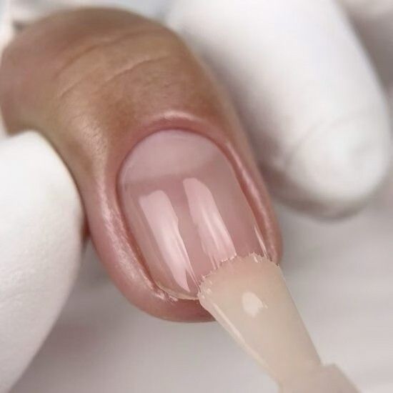 Лак-зміцнювач для нігтів Resultum Nail Polish Hardener S.O.S + Calcium & Vitamins, бежевий, 11 мл CR05 фото